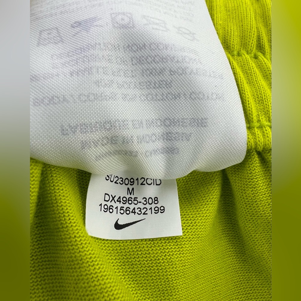 Nike DRI-FIT Big Kids’ (Girls’) High Waisted Loose Fit Training Shorts Size:M - Picture 9 of 11